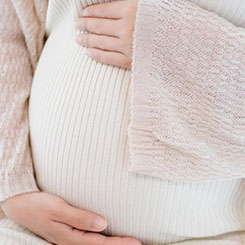 这颗 2400 👱‍♀️👨‍💻万像素的方形传感💻🇹🇿器的唯一使命，是💉🧟‍♂️